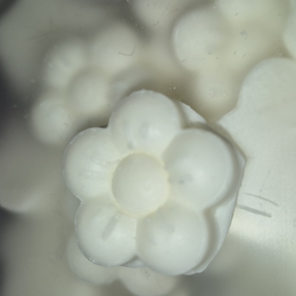 Wax Melts By Nugget - Picture 2 of 9